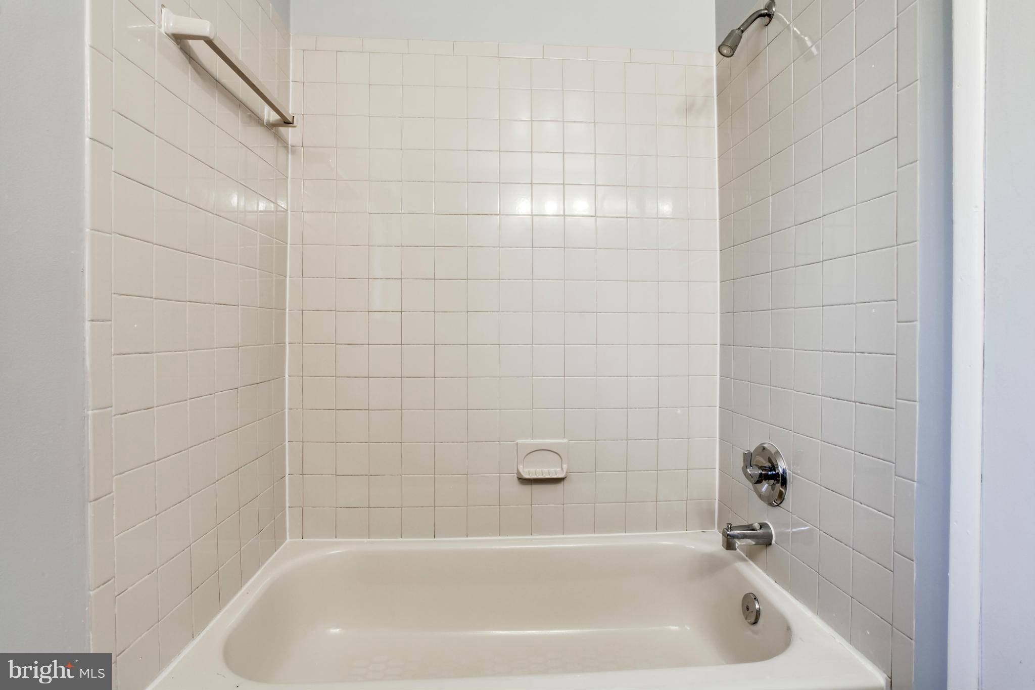 2487 Pyrenees Court Reston, VA 20191 - Photo 8 of 27 Bath