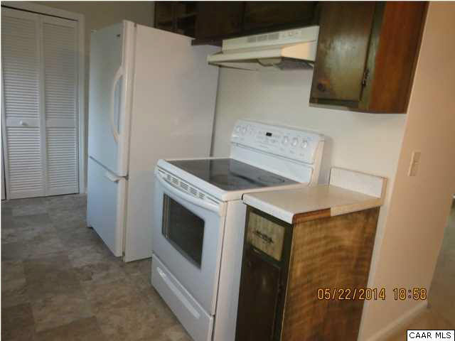 622 Stephens Loop Ruckersville, VA 22968 - Photo 7 of 14 a utility room with dryer and washer