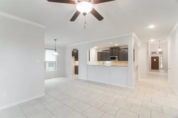 $3,750 | 11 Sawbridge Circle, The Woodlands, TX 77389