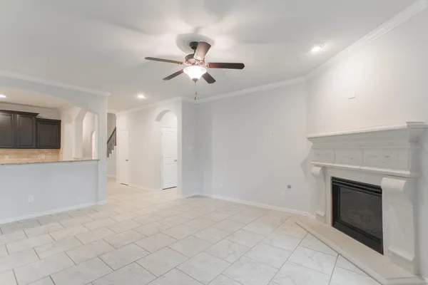 $3,750 | 11 Sawbridge Circle, The Woodlands, TX 77389