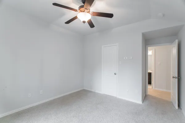 $3,750 | 11 Sawbridge Circle, The Woodlands, TX 77389