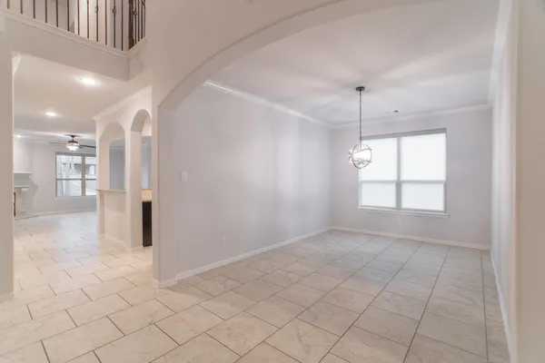 $3,750 | 11 Sawbridge Circle, The Woodlands, TX 77389