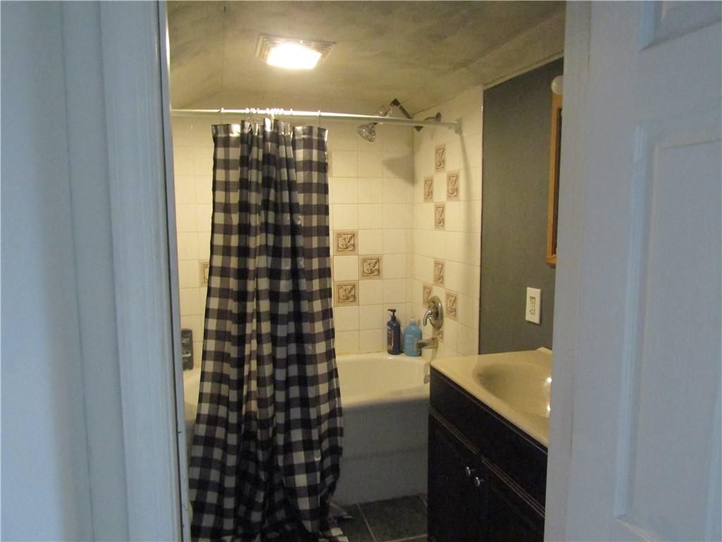 135 Mennonite Camp Road Mount Pleasant, PA 15666 - Photo 37 of 37 upstairs bath