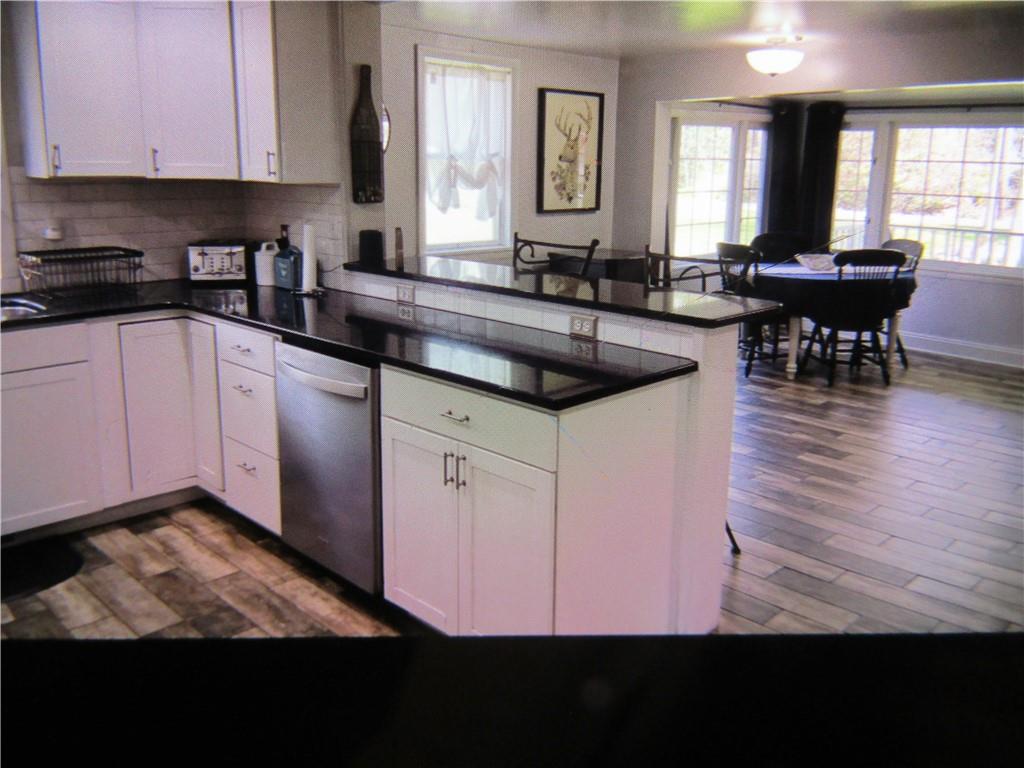 135 Mennonite Camp Road Mount Pleasant, PA 15666 - Photo 10 of 37