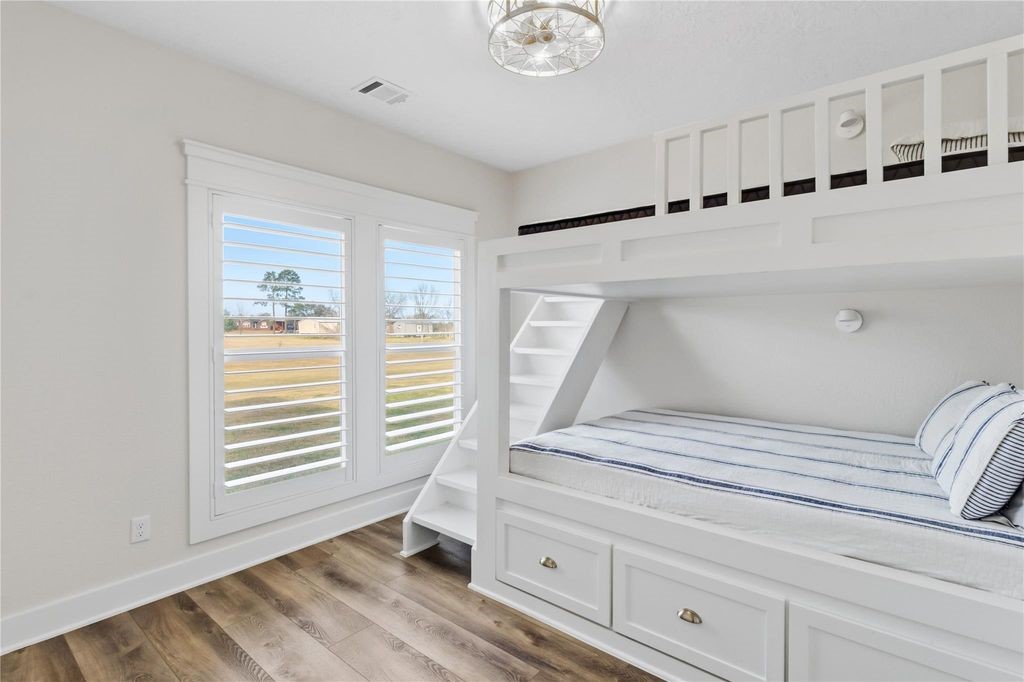 17637 Englin Road Winnie, TX 77665 - Photo 13 of 37