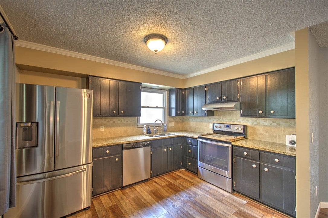 965 Jefferson Drive Decatur, IL 62521 - Photo 11 of 28 Gallery Image 11