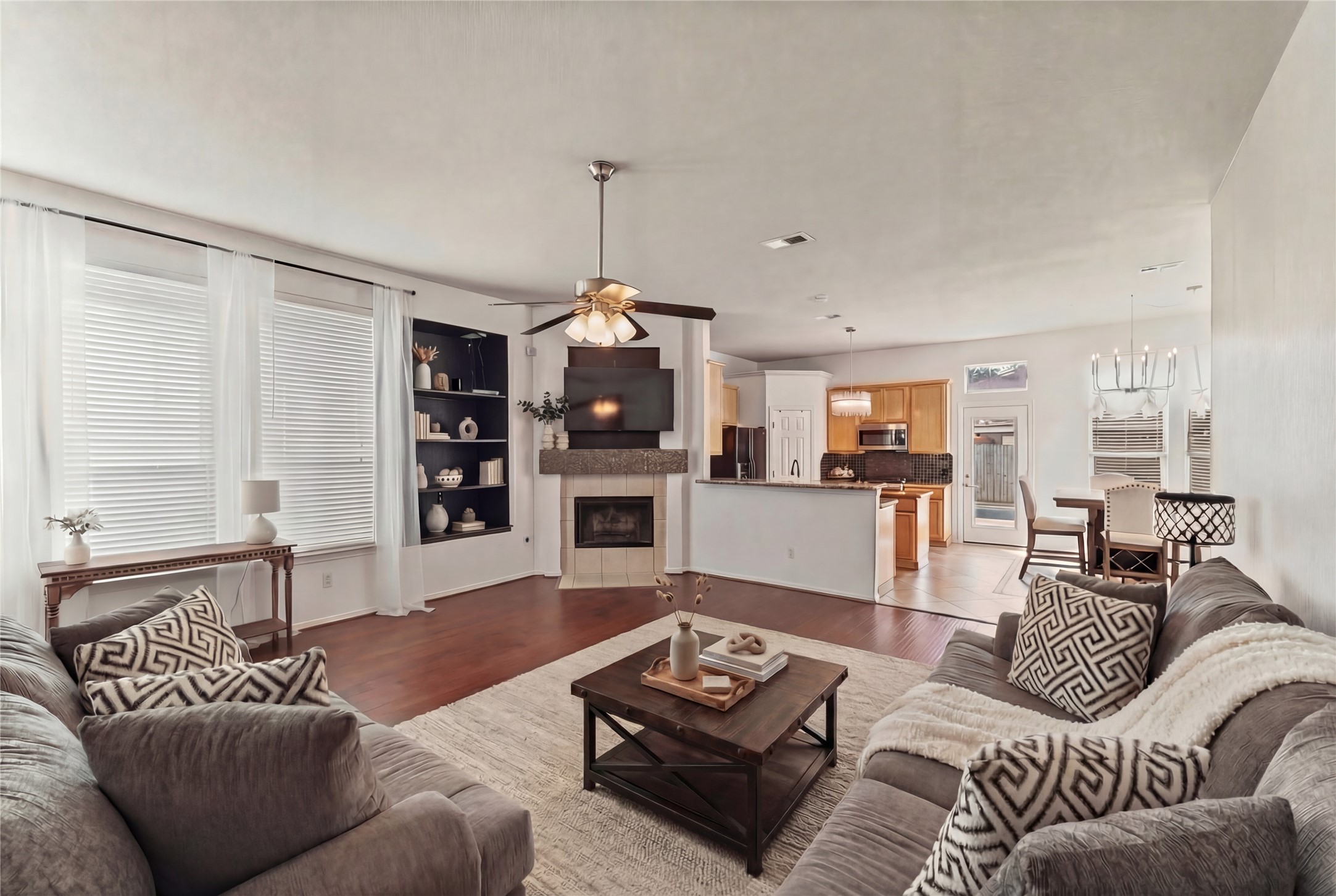 2217 Valley View Crossing Conroe, TX 77304 - Photo 4 of 24 a living room with furniture and wooden floor
