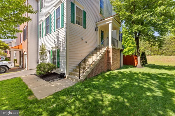 $3,200 | 21622 Monmouth Terrace, Ashburn, VA 20147