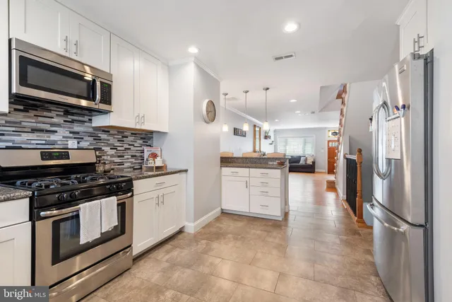 $2,675 | 3902 Hudson Street, Baltimore, MD 21224