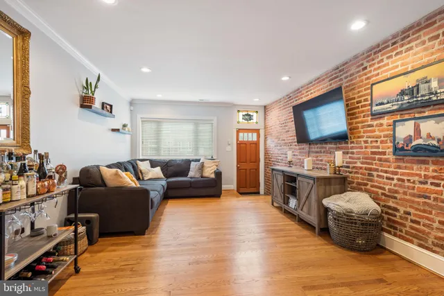 $2,675 | 3902 Hudson Street, Baltimore, MD 21224