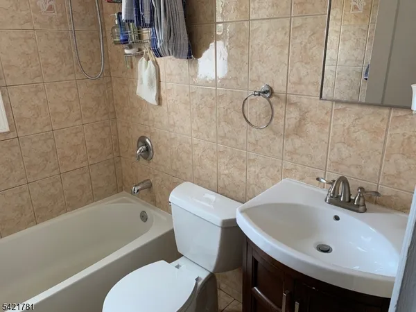 $2,300 | 1133 Commerce Avenue, Union, NJ 07083