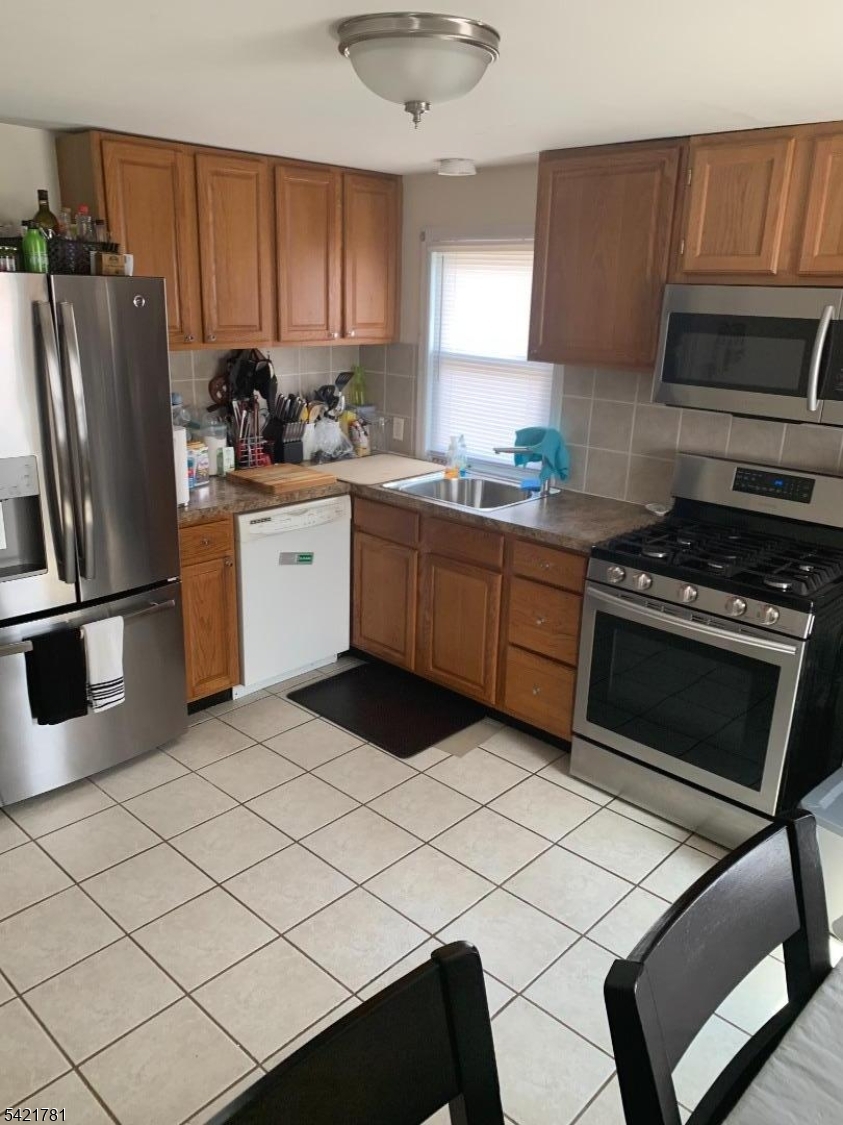 1133 Commerce Avenue Union, NJ 07083 - Photo 4 of 10