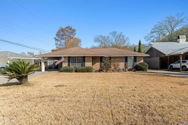 $275,000 | 2054 Rowcliff Avenue, Port Allen, LA 70767
