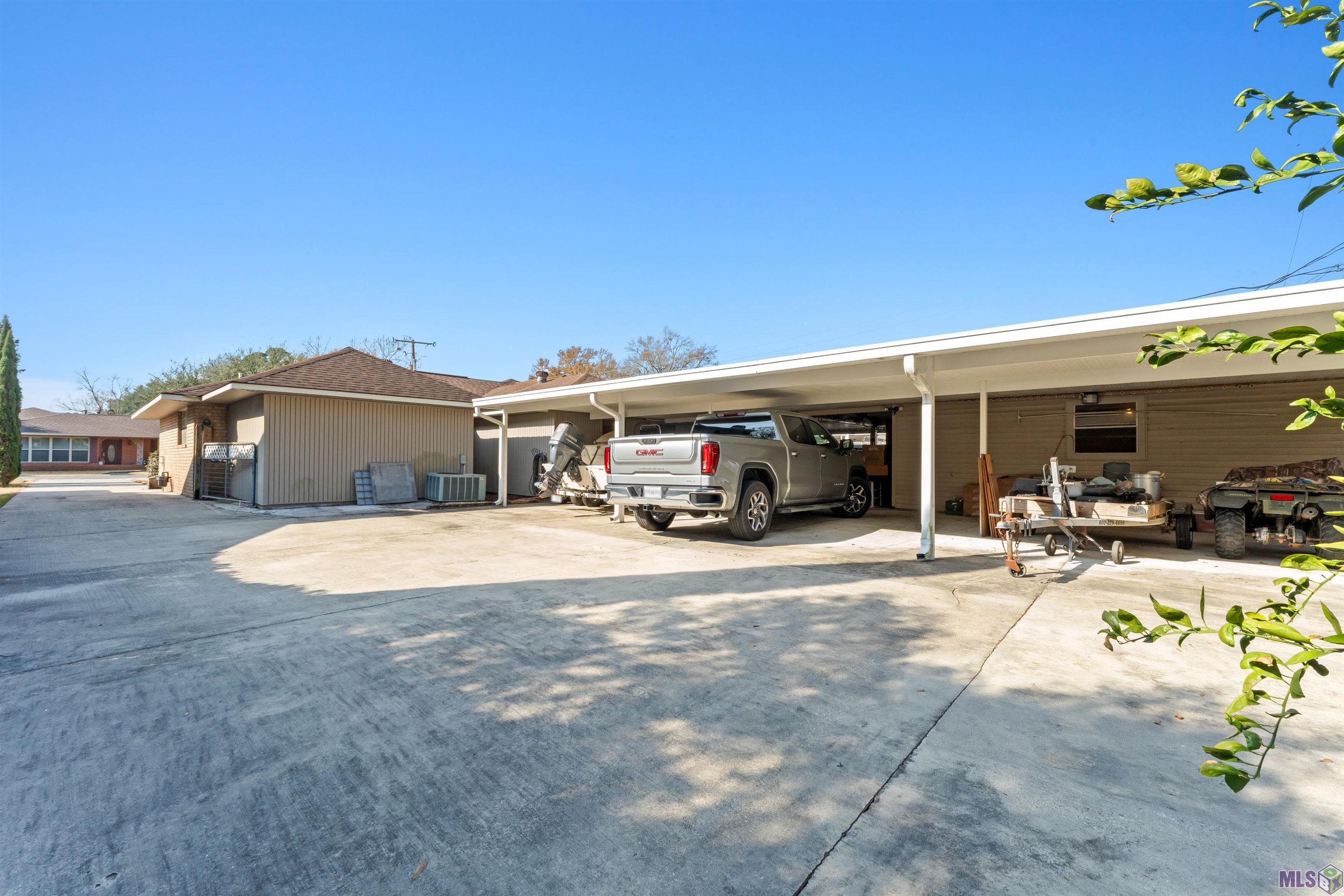 2054 Rowcliff Avenue Port Allen, LA 70767 - Photo 20 of 24
