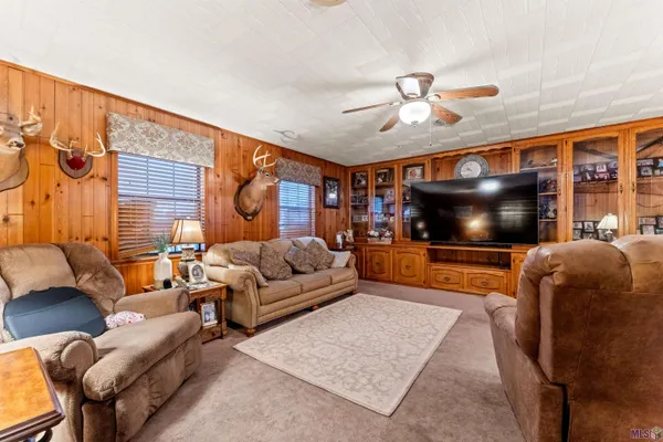 $275,000 | 2054 Rowcliff Avenue, Port Allen, LA 70767