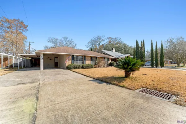 $275,000 | 2054 Rowcliff Avenue, Port Allen, LA 70767