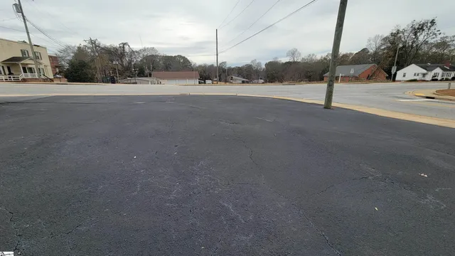 $2,000 | 120 Ann Street, Pickens, SC 29671