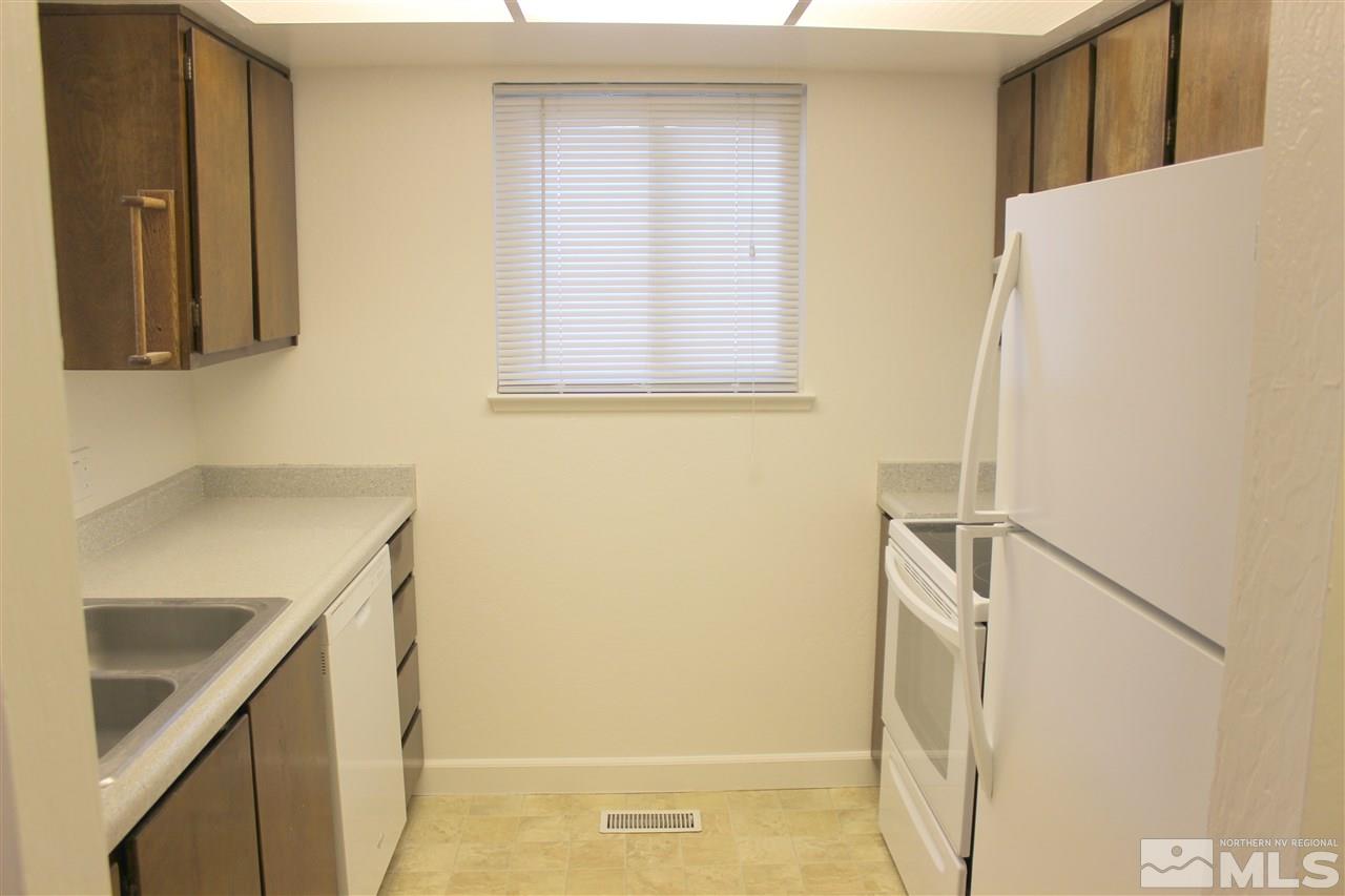 2381 Roundhouse Road Sparks, NV 89431 - Photo 7 of 25 Photo 7