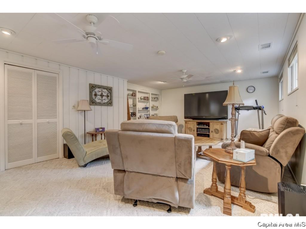 65 Lambert Lane Springfield, IL 62704 - Photo 16 of 35