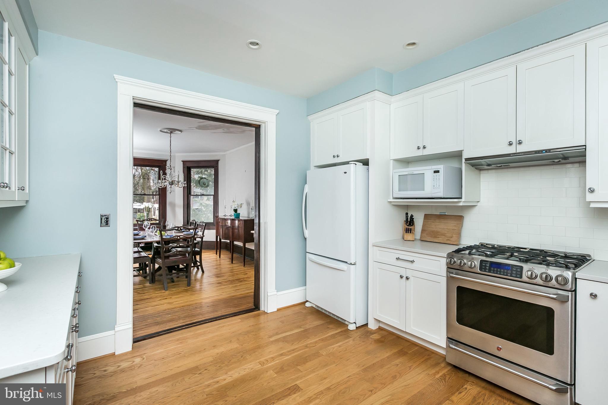 110 Hawthorn Road Baltimore, MD 21210 - Photo 12 of 61