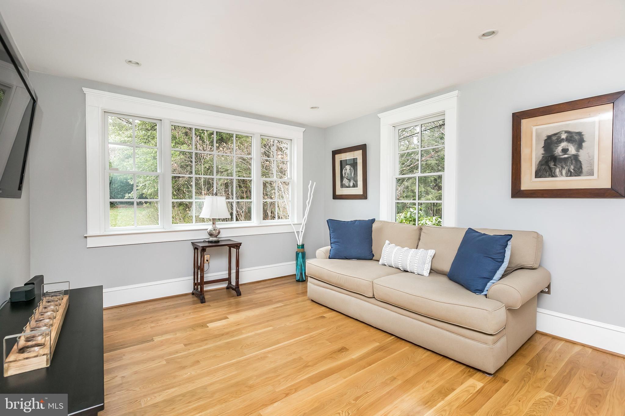 110 Hawthorn Road Baltimore, MD 21210 - Photo 14 of 61