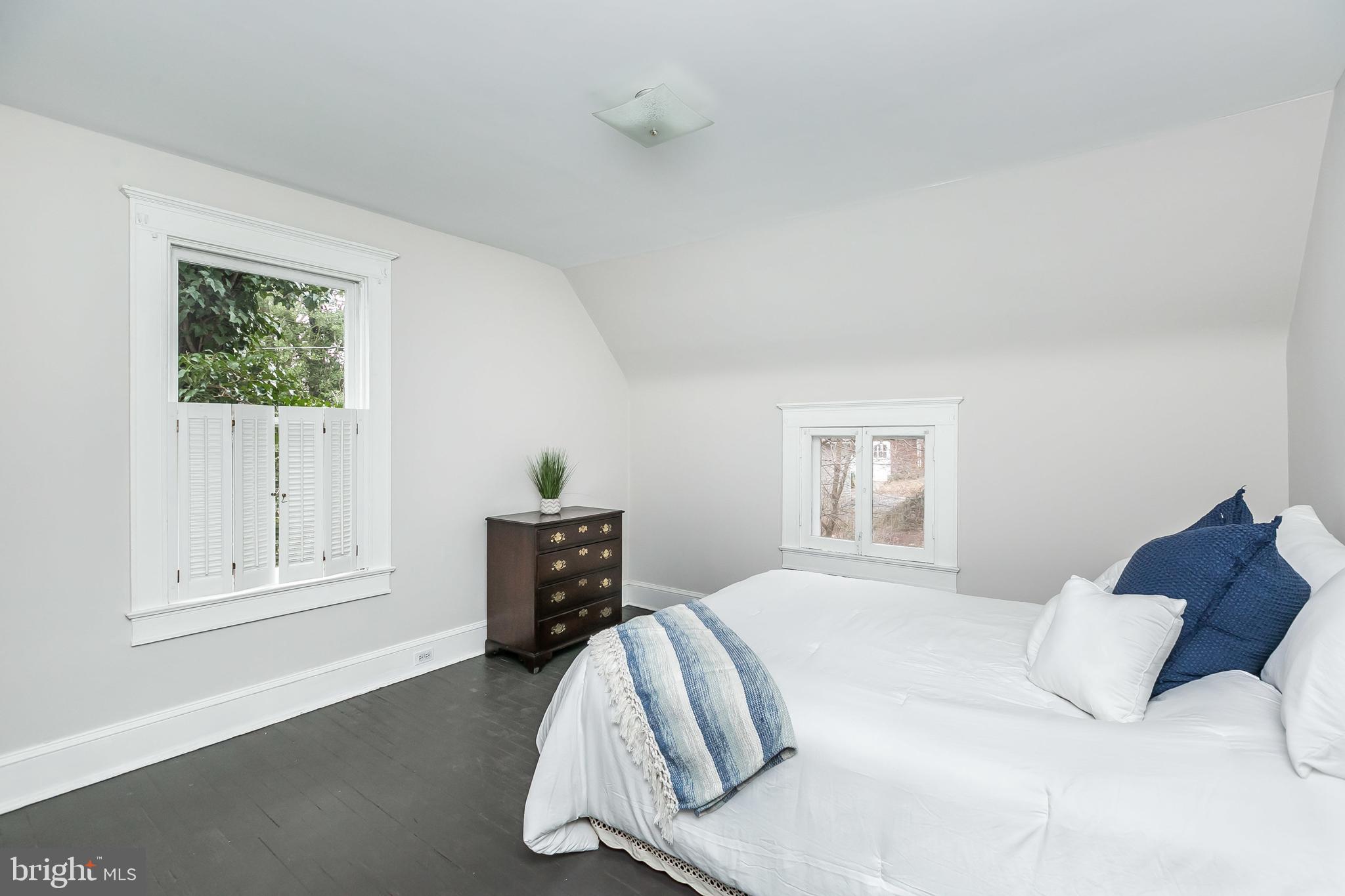110 Hawthorn Road Baltimore, MD 21210 - Photo 19 of 61