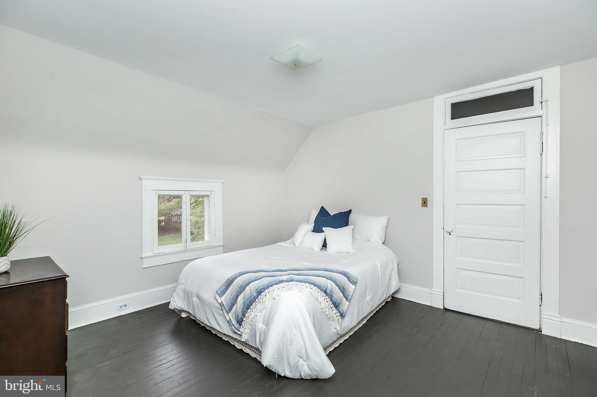 110 Hawthorn Road Baltimore, MD 21210 - Photo 20 of 61
