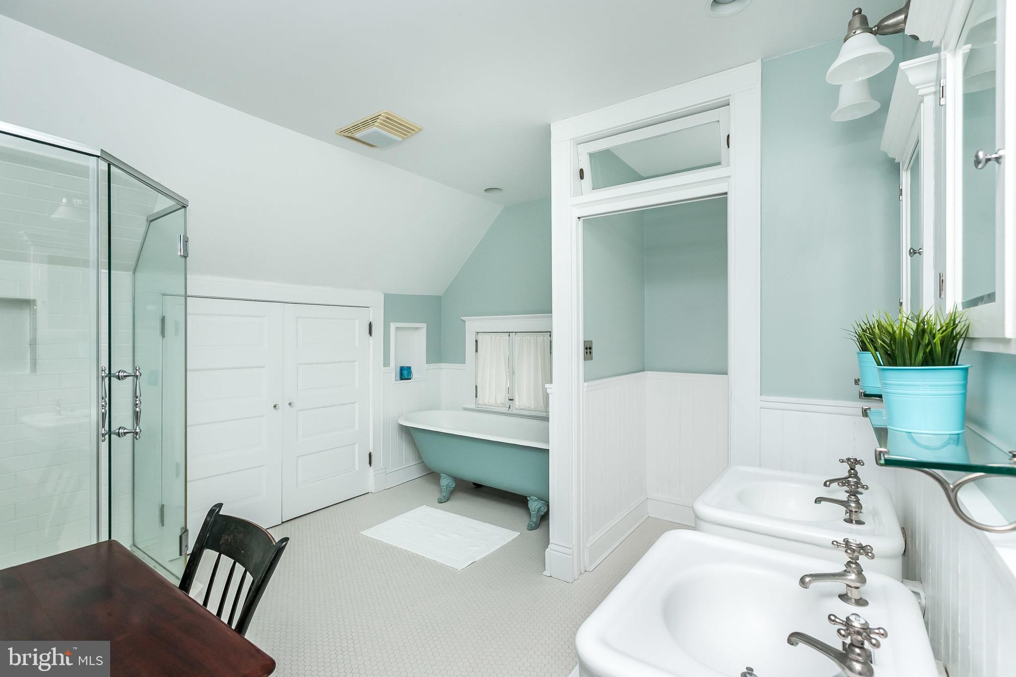 110 Hawthorn Road Baltimore, MD 21210 - Photo 24 of 61