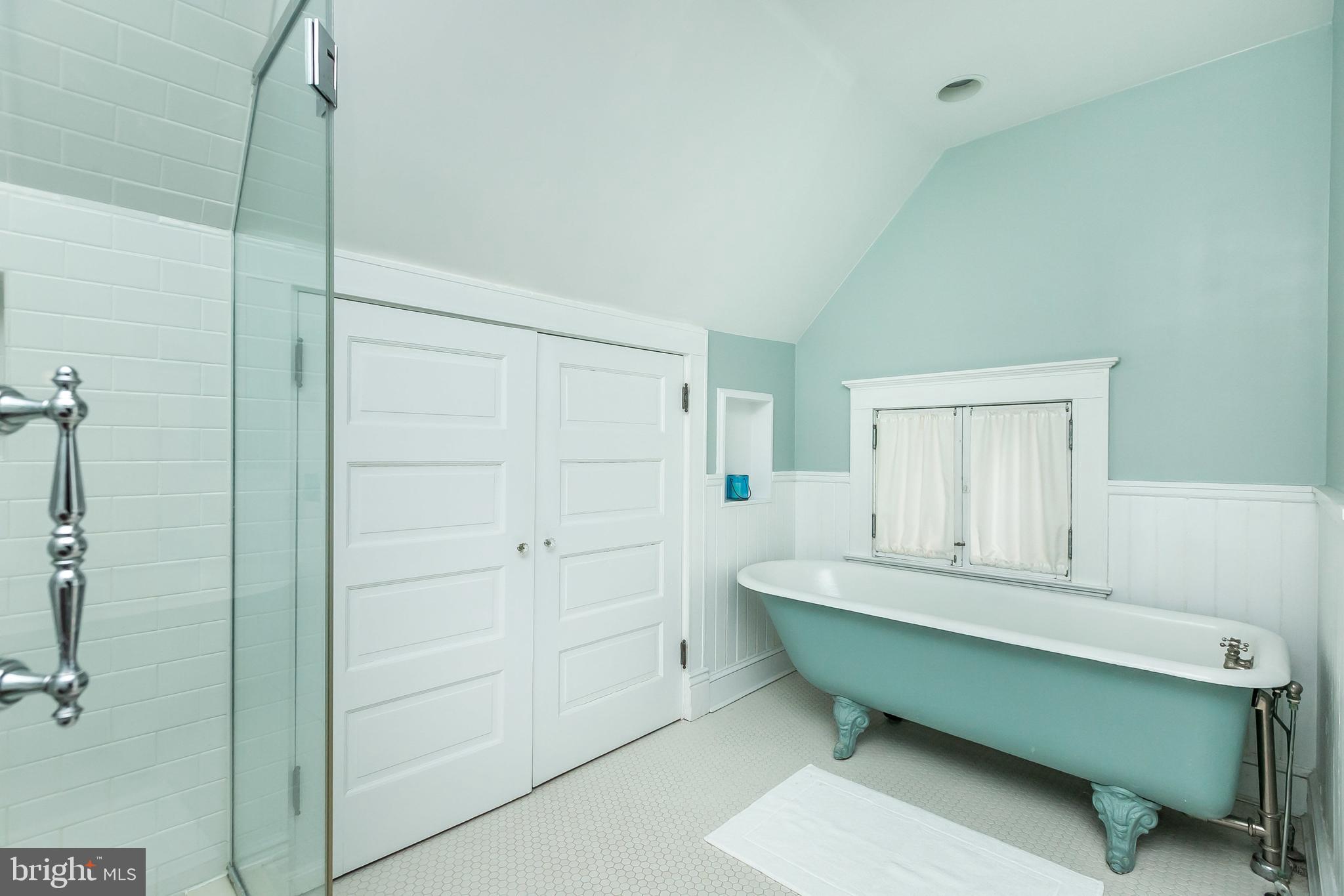 110 Hawthorn Road Baltimore, MD 21210 - Photo 28 of 61