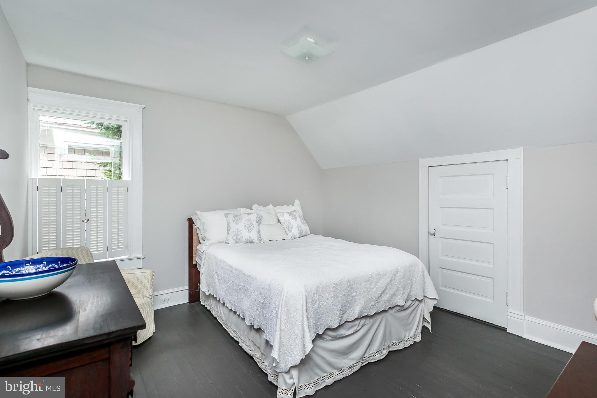 110 Hawthorn Road Baltimore, MD 21210 - Photo 30 of 61