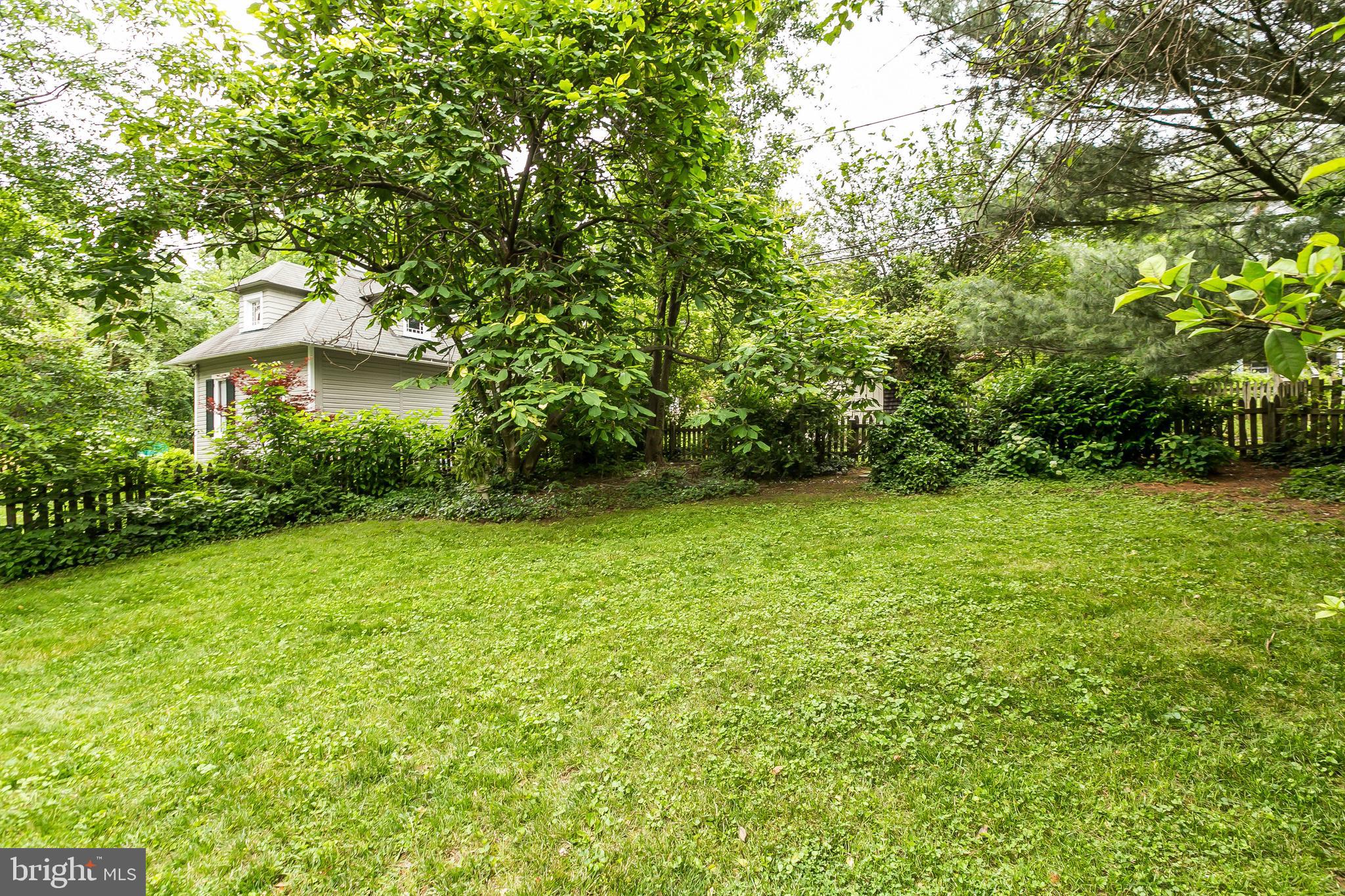 110 Hawthorn Road Baltimore, MD 21210 - Photo 45 of 61