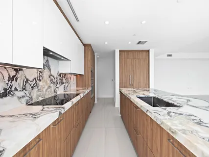 $4,350,000 | 153 North Seabreeze Boulevard, Unit 1002, Fort Lauderdale, FL 33304