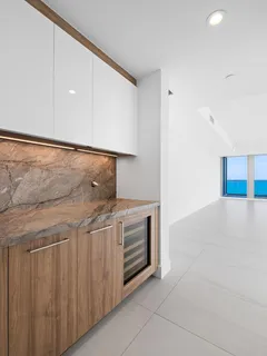 $4,350,000 | 153 North Seabreeze Boulevard, Unit 1002, Fort Lauderdale, FL 33304