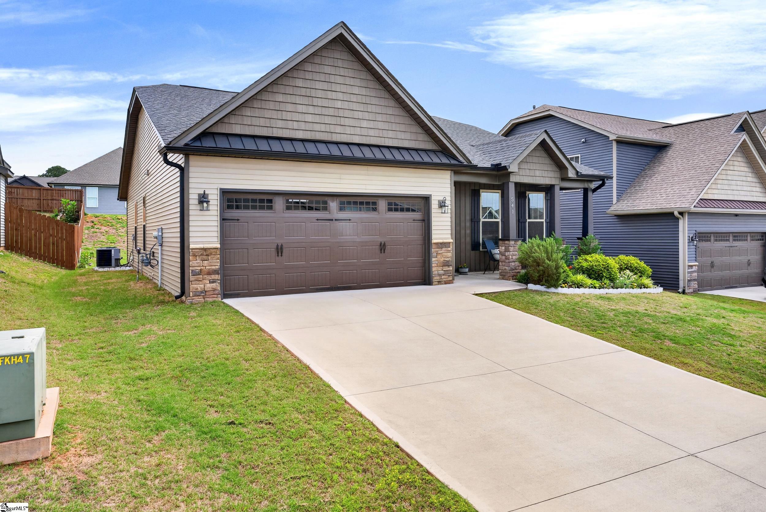 541 Chantry Lane Moore, SC 29369 - Photo 5 of 35