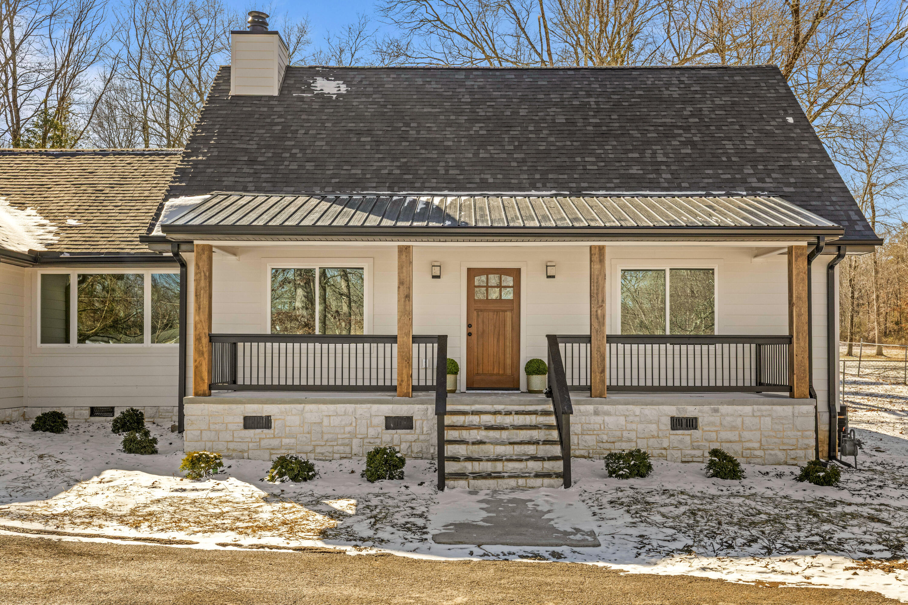 4613 Anderson Pike Signal Mountain, TN 37377 - Photo 3 of 59 Anderson-40