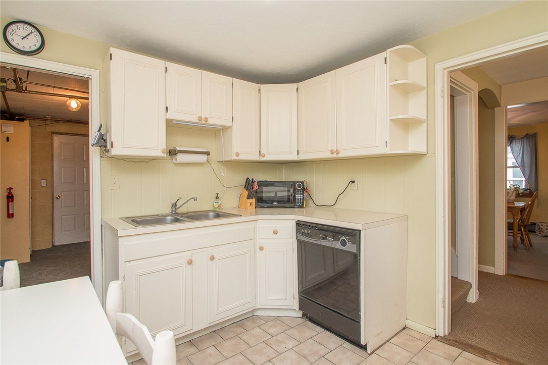14 Nimitz Road East Providence, RI 02916 - Photo 3 of 20 Gallery Image 3