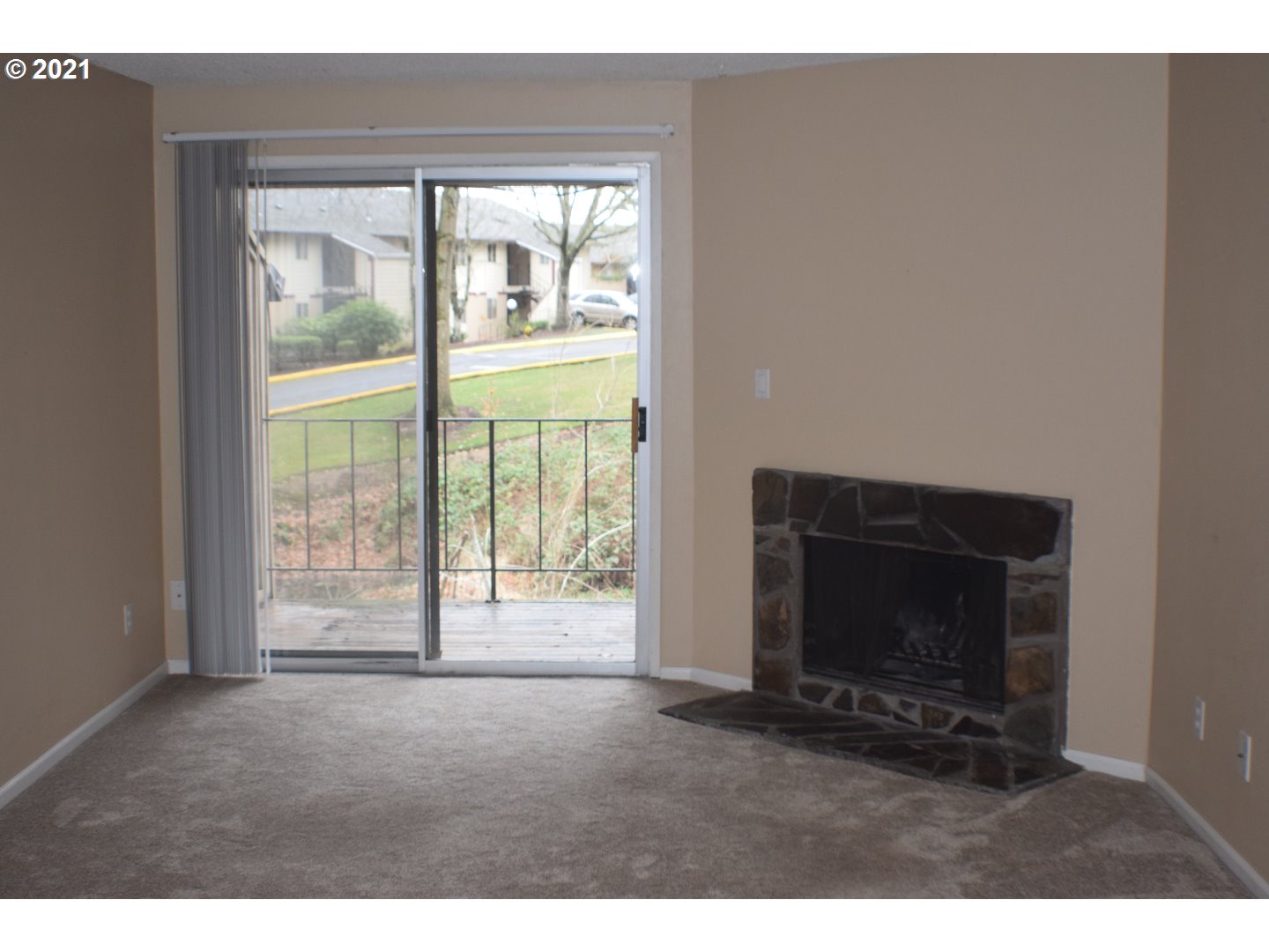12620 Northwest Barnes Road, Unit 3 Portland, OR 97229 - Photo 2 of 14 Gallery Image 2