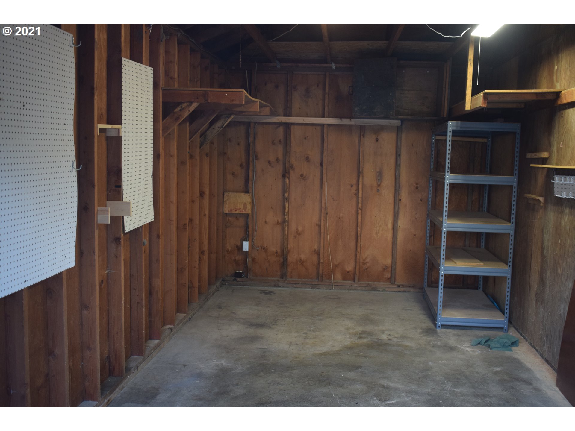 12620 Northwest Barnes Road, Unit 3 Portland, OR 97229 - Photo 3 of 14 Gallery Image 3