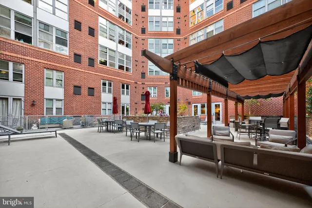 $2,700 | 1300 N Street Northwest, Unit 18, Washington, DC 20005