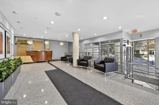 $2,700 | 1300 N Street Northwest, Unit 18, Washington, DC 20005