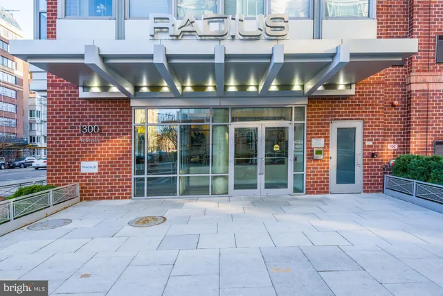$2,700 | 1300 N Street Northwest, Unit 18, Washington, DC 20005