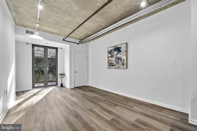 $2,700 | 1300 N Street Northwest, Unit 18, Washington, DC 20005