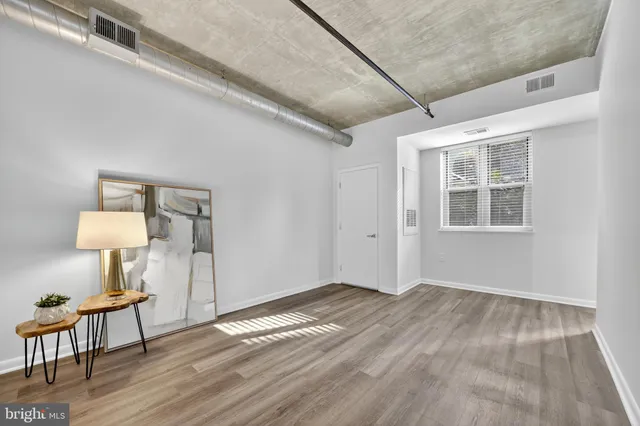 $2,700 | 1300 N Street Northwest, Unit 18, Washington, DC 20005