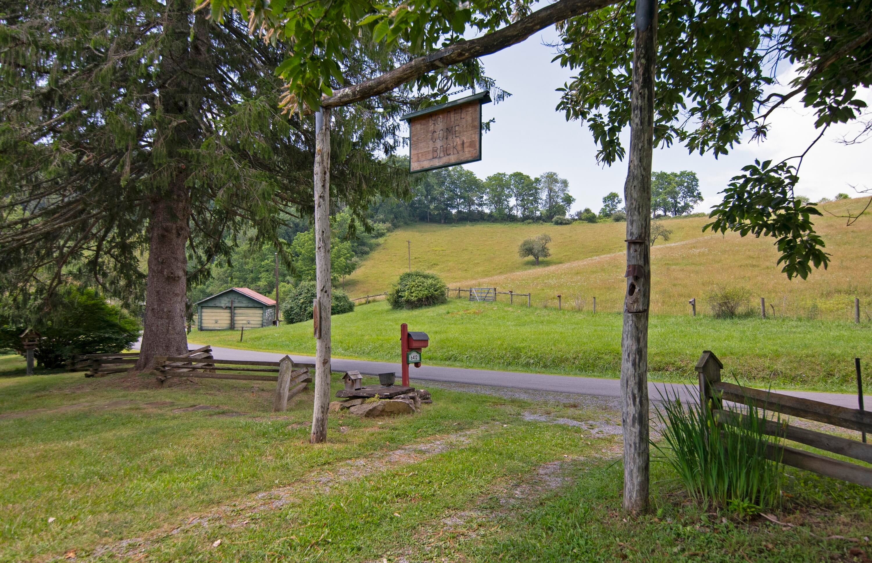 6412 Denmar Road Hillsboro, WV 24946 - Photo 94 of 100 Gallery Image 94