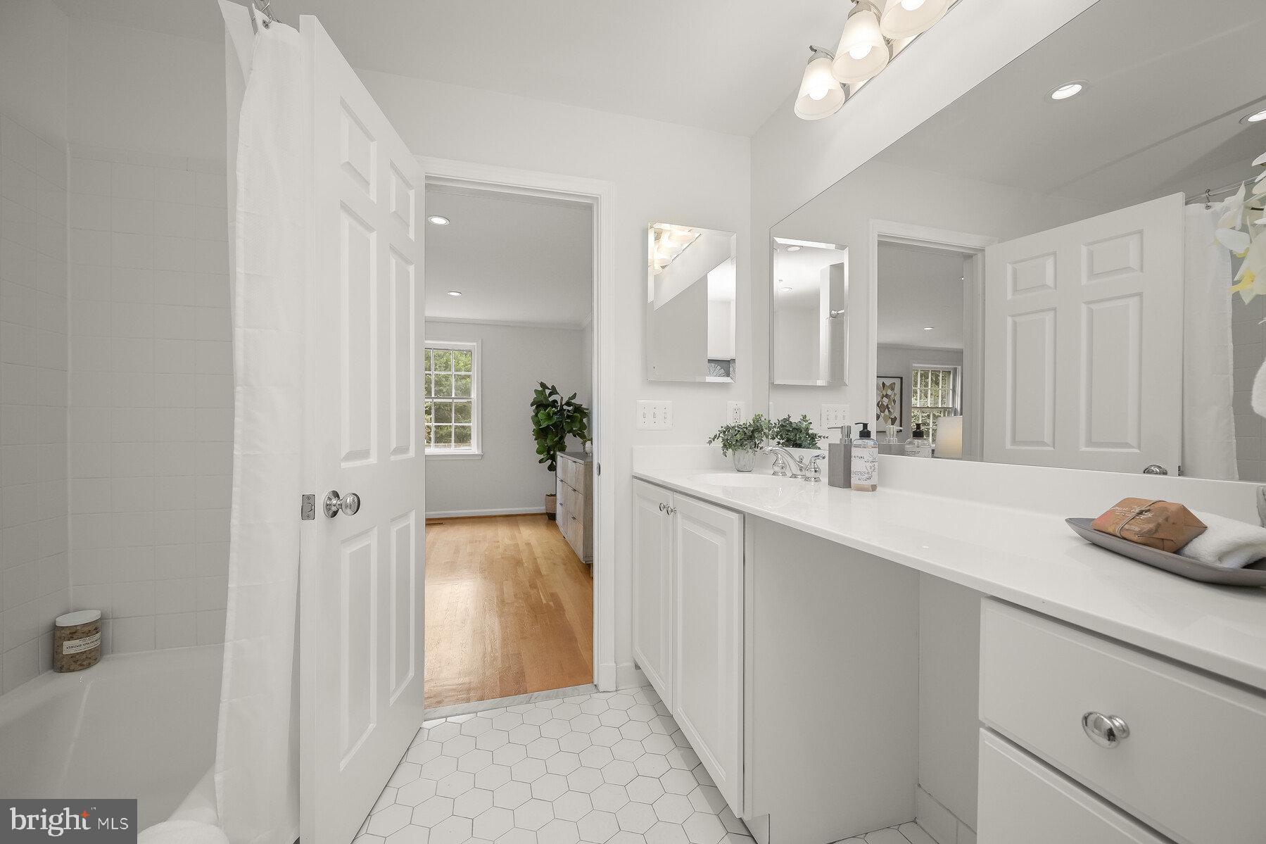 4255 Fordham Road Northwest Washington, DC 20016 - Photo 16 of 27