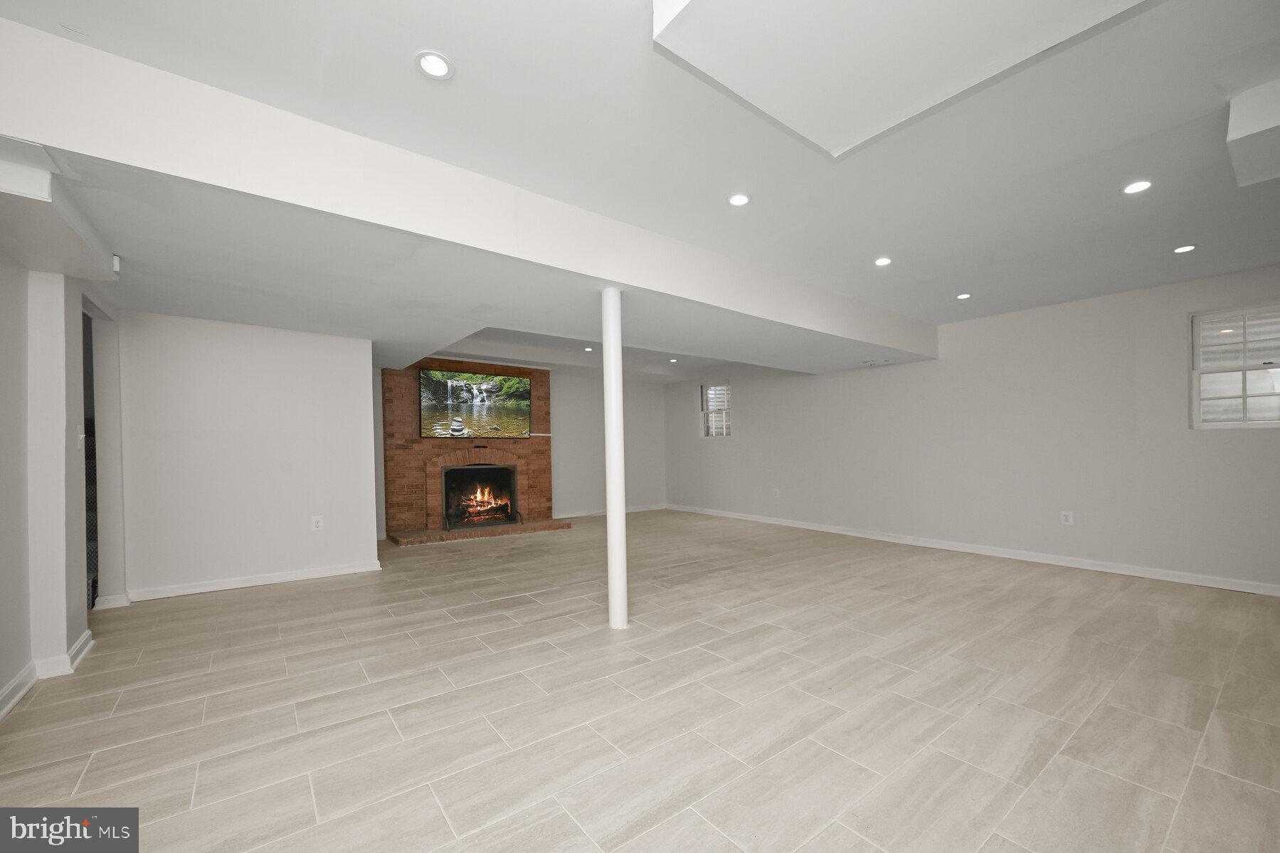 4255 Fordham Road Northwest Washington, DC 20016 - Photo 20 of 27