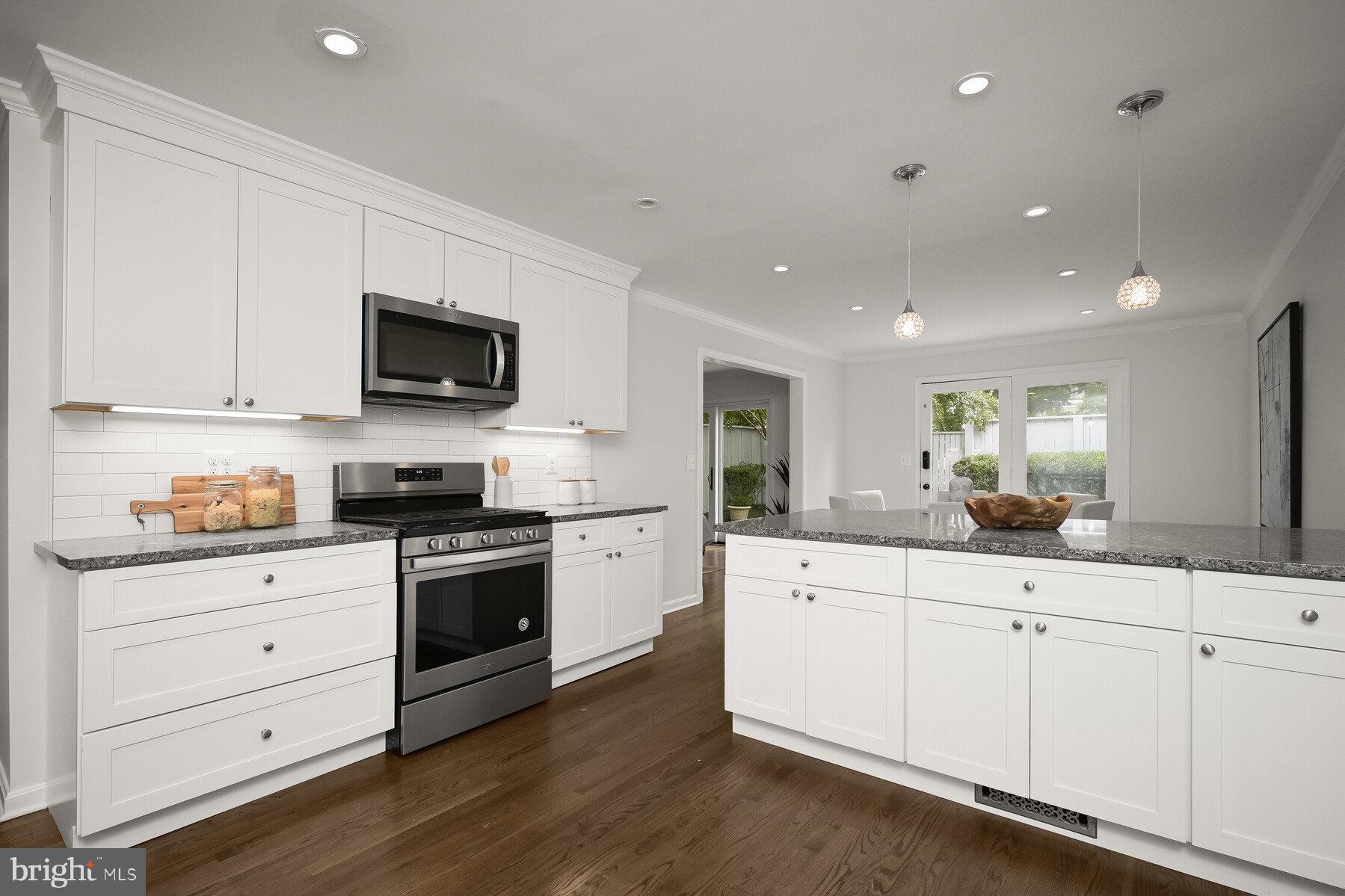 4255 Fordham Road Northwest Washington, DC 20016 - Photo 6 of 27