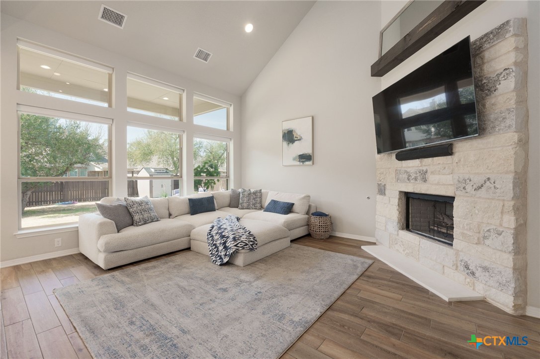 1928 Lakeside Ranch Road Georgetown, TX 78633 - Photo 4 of 40