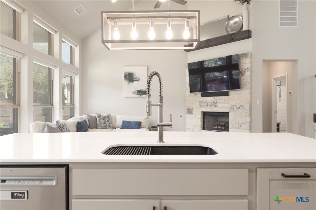 1928 Lakeside Ranch Road Georgetown, TX 78633 - Photo 9 of 40