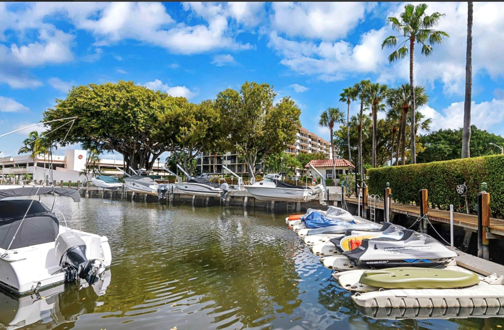 859 Jeffery Street, Unit 214 Boca Raton, FL 33487 - Photo 4 of 32 Photo 4